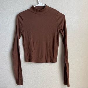 Hollister brown mock neck crop long sleeve tee